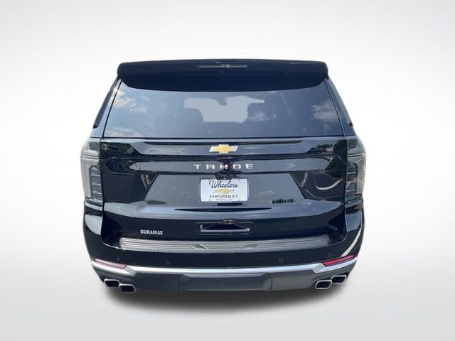 2025 Chevrolet Tahoe High Country photo 2