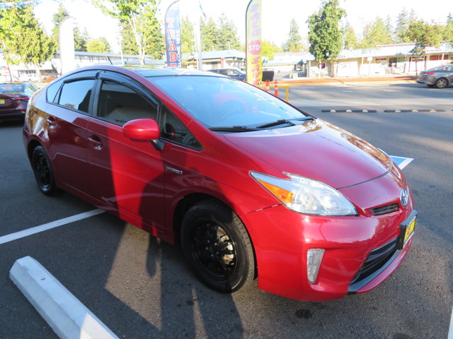 2015 Toyota Prius Four photo 6