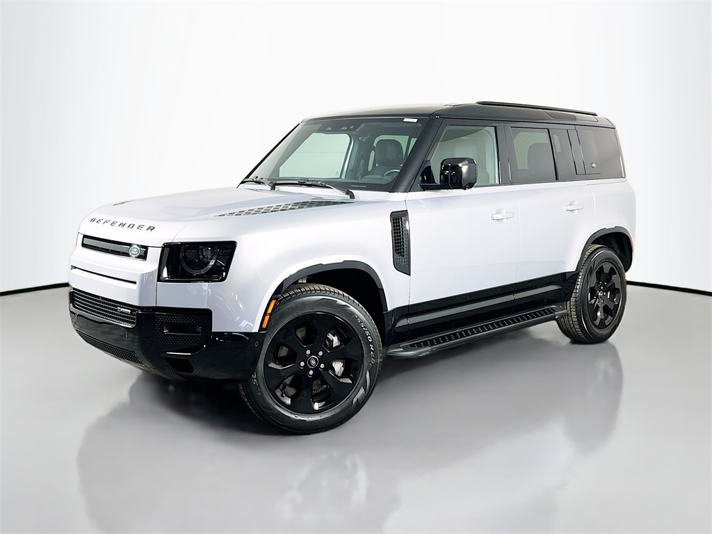 2023 Land Rover Defender X-Dynamic SE's photo