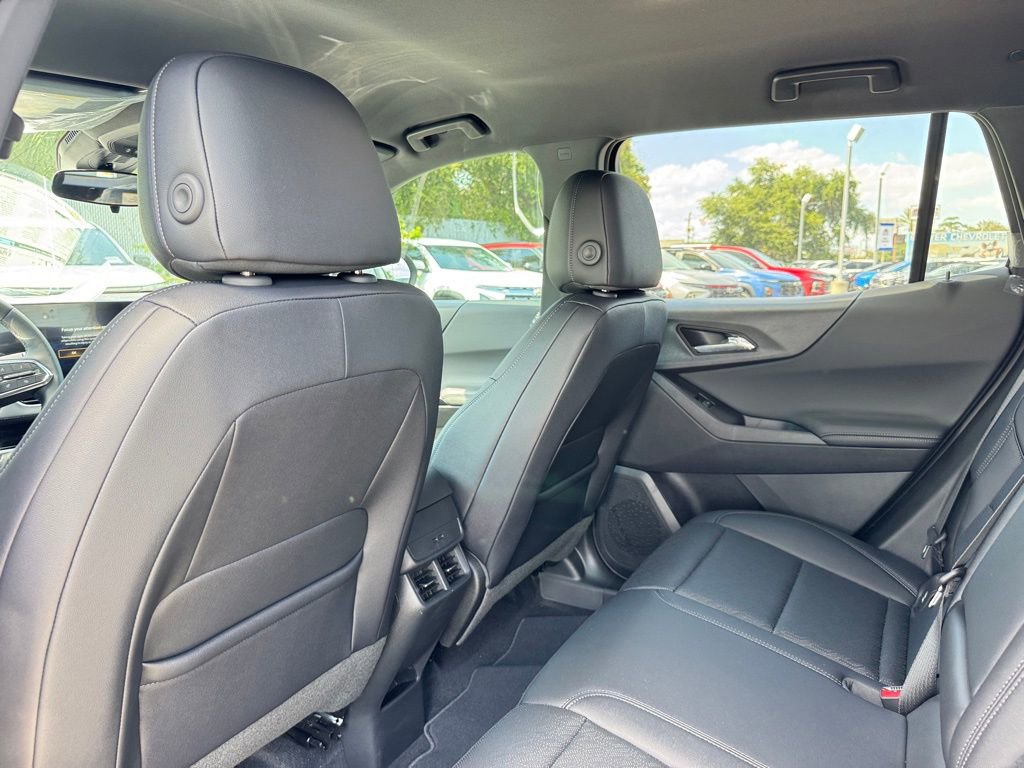 2026 Chevrolet Equinox LT photo 12