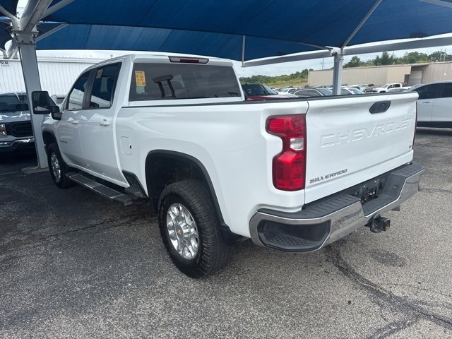 Used 2023 Summit White Chevrolet LT image 17
