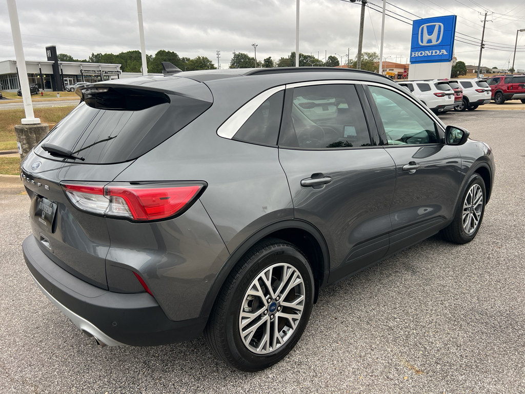 2021 Ford Escape SEL photo 4