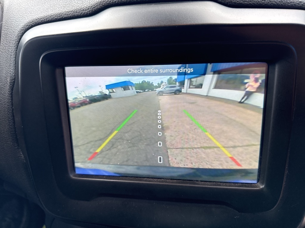 2018 Jeep Renegade Latitude North Edition photo 37