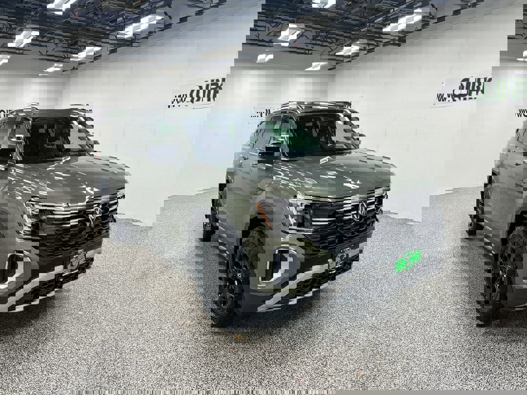 2026 Volkswagen Atlas Atlas Peak Edition's photo