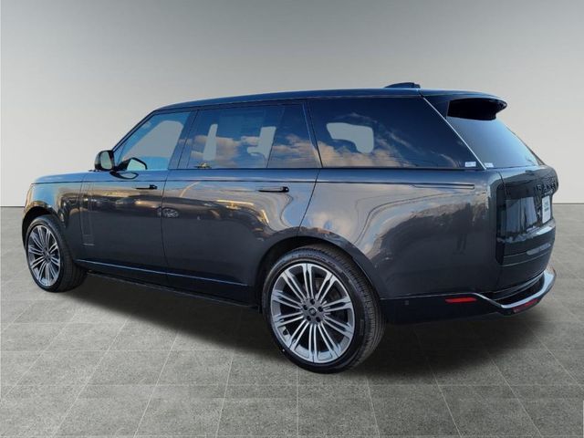 2025 Land Rover Range Rover SE photo 2