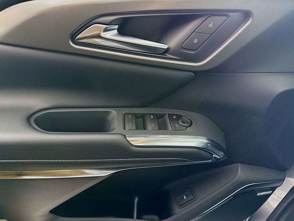 2026 Chevrolet Traverse 1LT photo 16