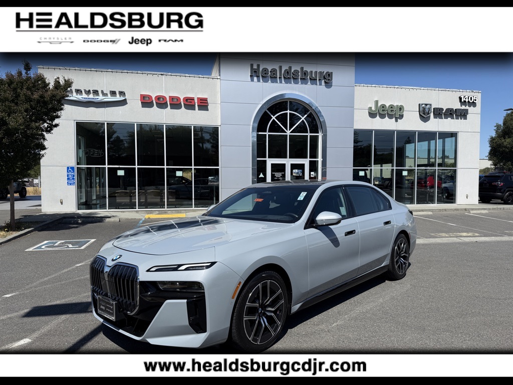 Used 2024 Gray BMW 740i image 1