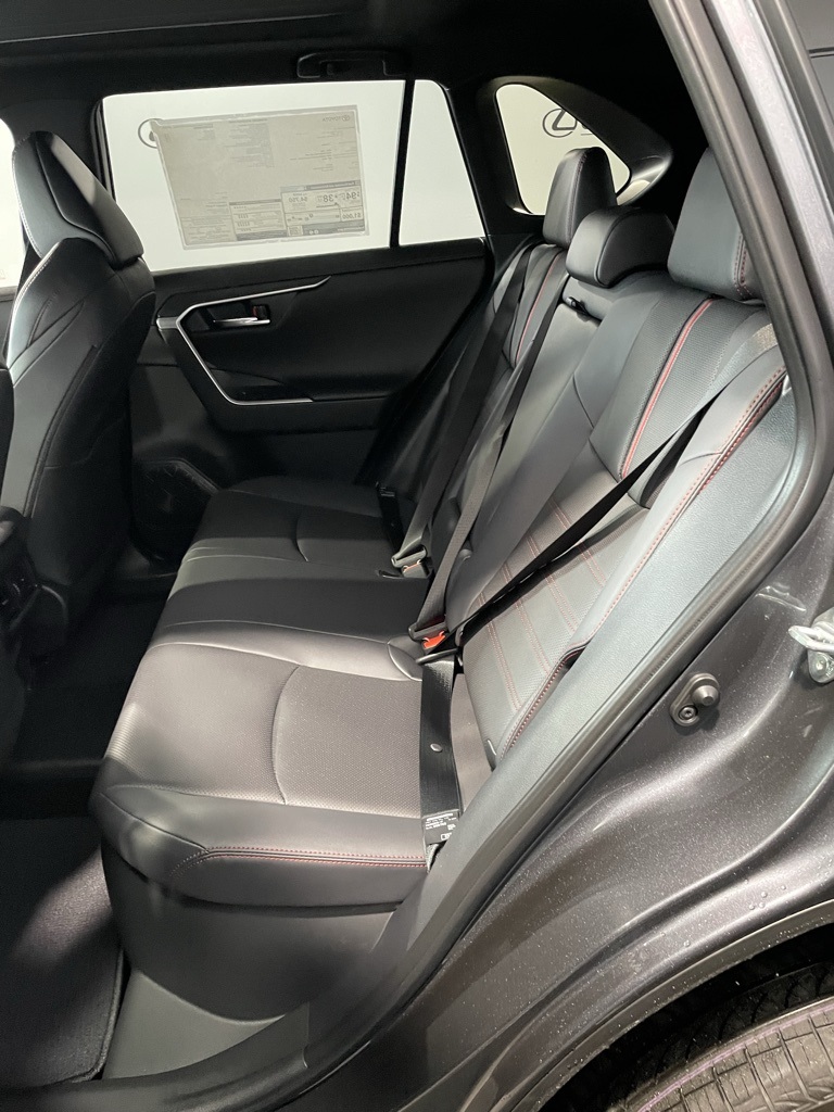 2025 Toyota RAV4 Hybrid XSE photo 25