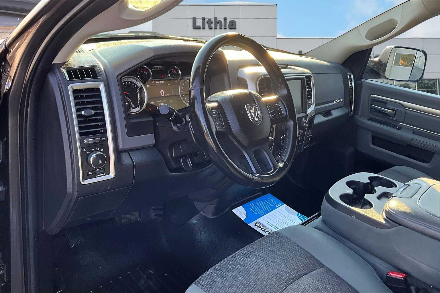 2017 Ram 1500 Big Horn photo 2