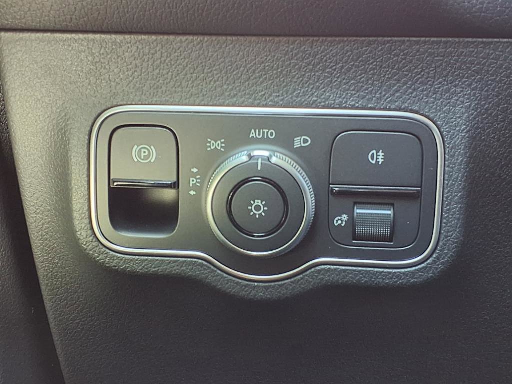 2023 Mercedes Benz EQB 350 4MATIC photo 19