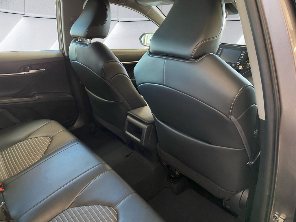 2023 Toyota Camry SE photo 14