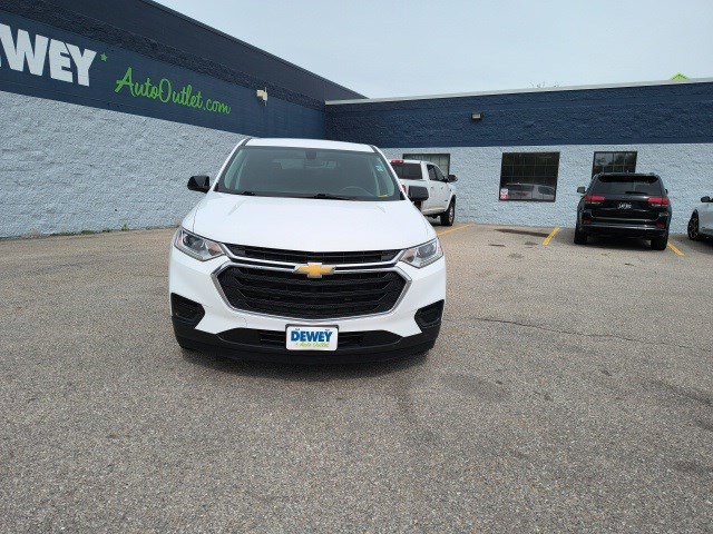 2019 Chevrolet Traverse LS photo 3