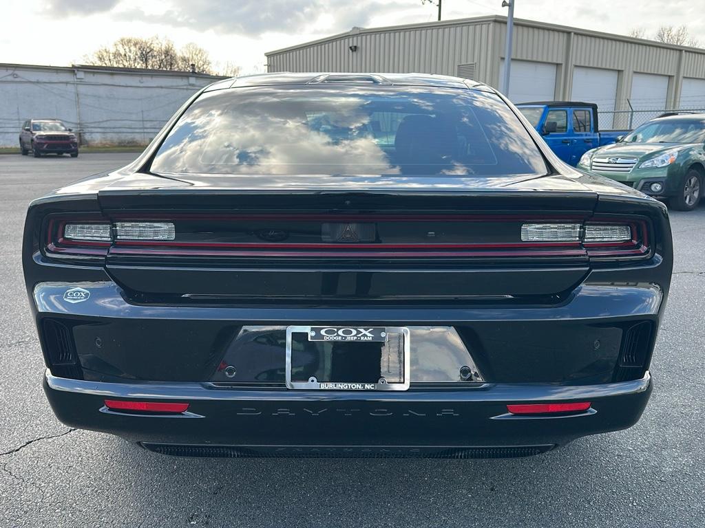 2025 Dodge Charger R/T AWD Daytona photo 4