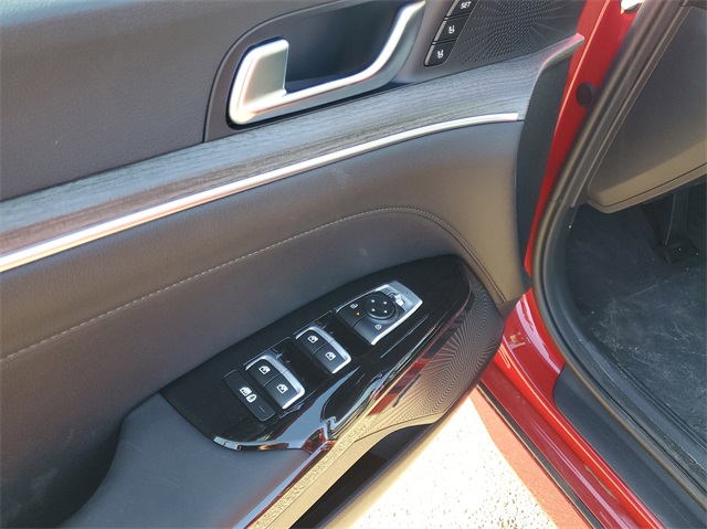 2025 Kia K5 EX photo 7