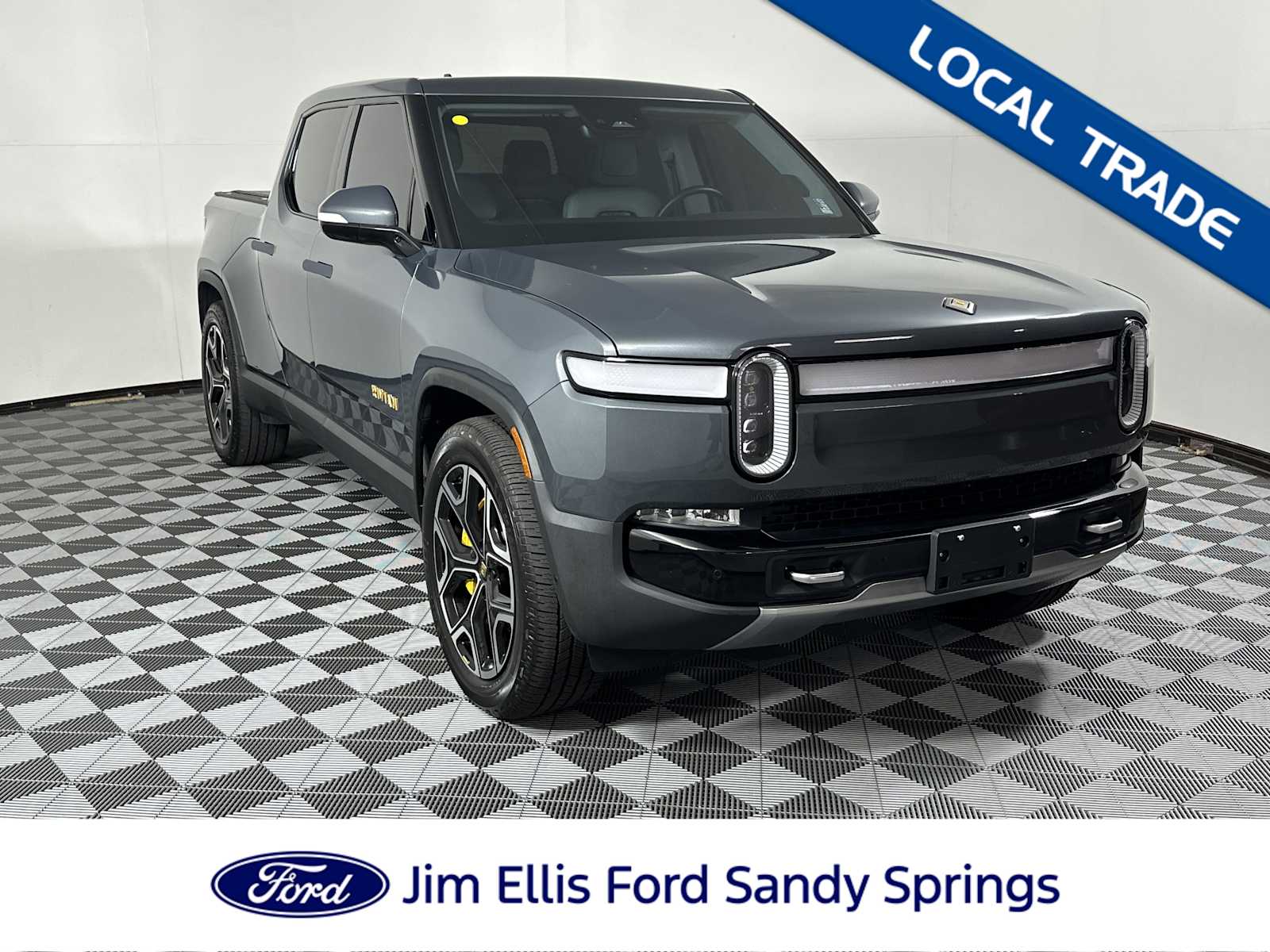 2023 Rivian R1T Adventure's photo