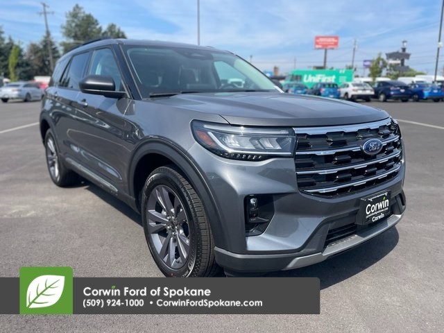 2025 Ford Explorer Active's photo