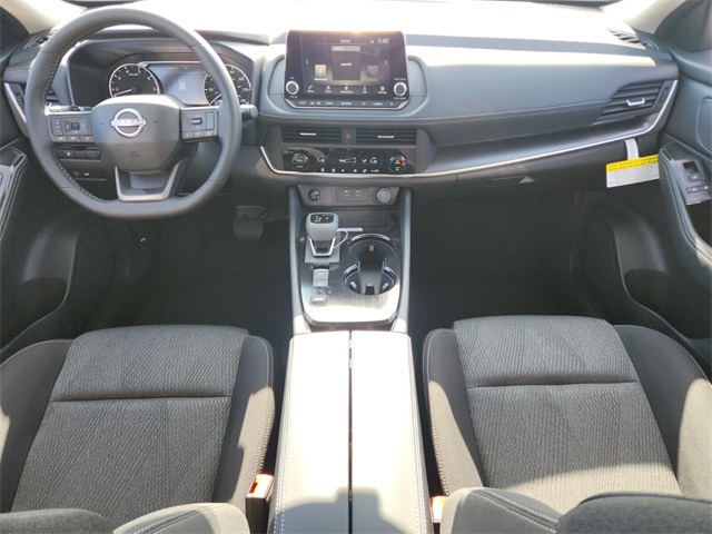 2026 Nissan Rogue SV photo 5