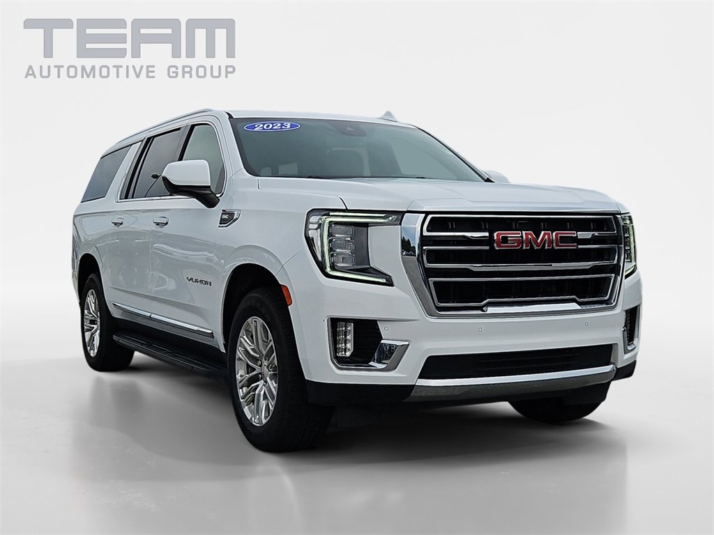 2023 GMC Yukon XL SLT's photo