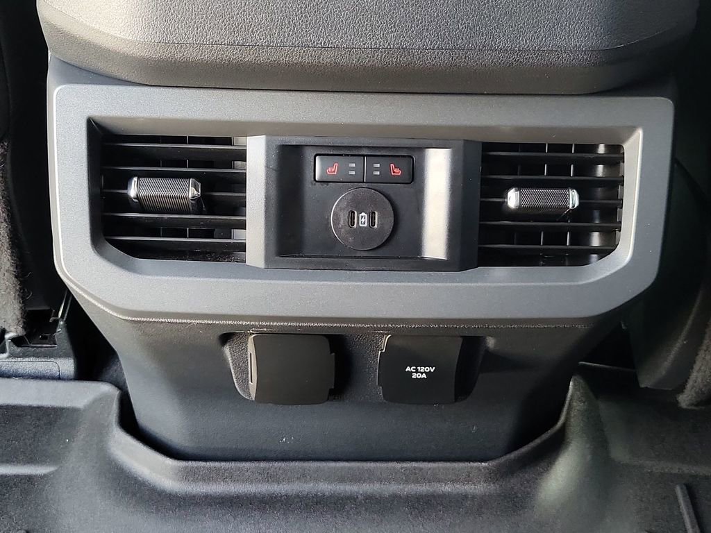 2024 Ford F-250 Lariat photo 22