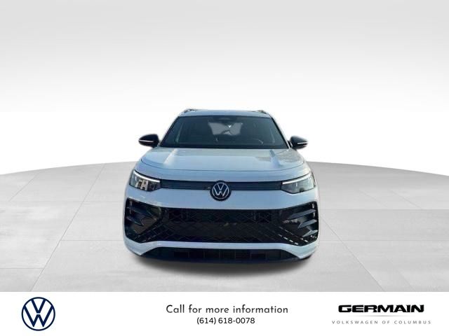 2025 Volkswagen Tiguan SE R-Line Black photo 2