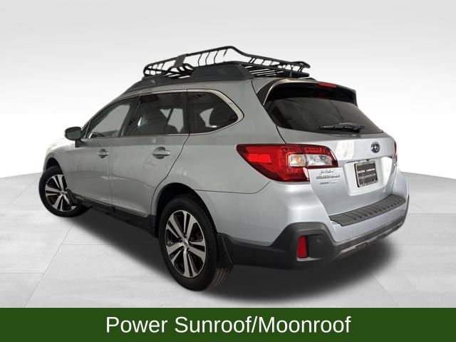 2018 Subaru Outback 2.5i photo 2
