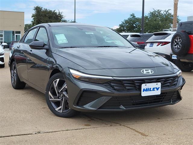 2025 Hyundai Elantra SEL