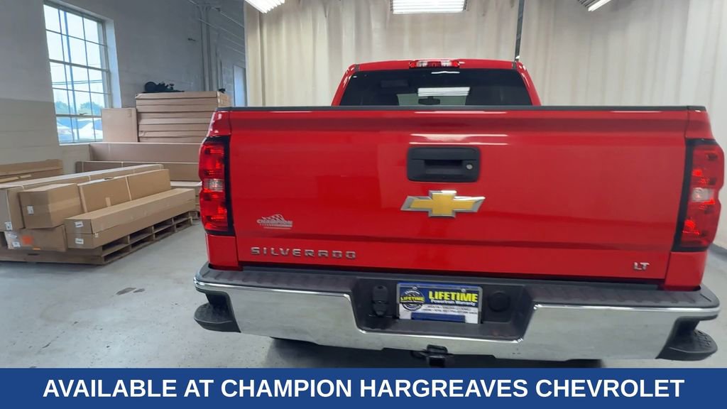 2016 Chevrolet Silverado 1500 LT photo 2