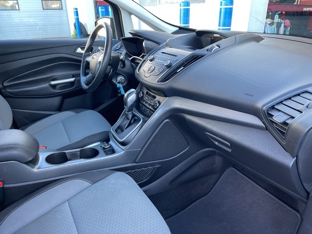 2017 Ford C-Max Hybrid SE photo 20