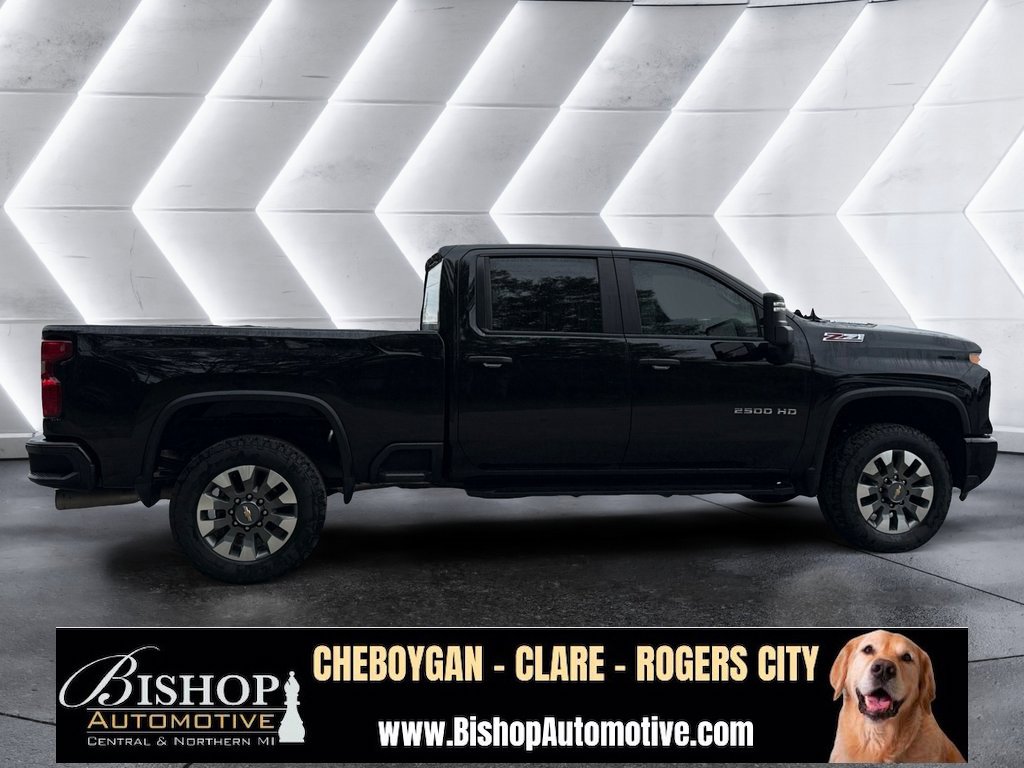 2024 Chevrolet Silverado 2500HD Custom photo 11