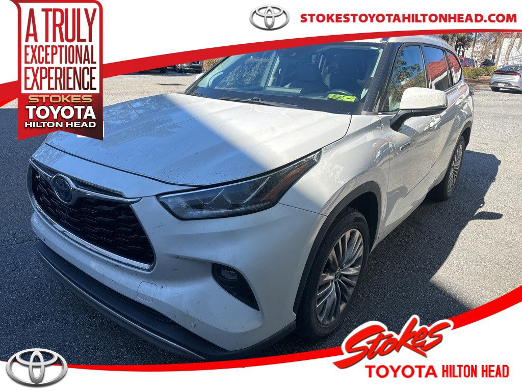 2021 Toyota Highlander Platinum's photo