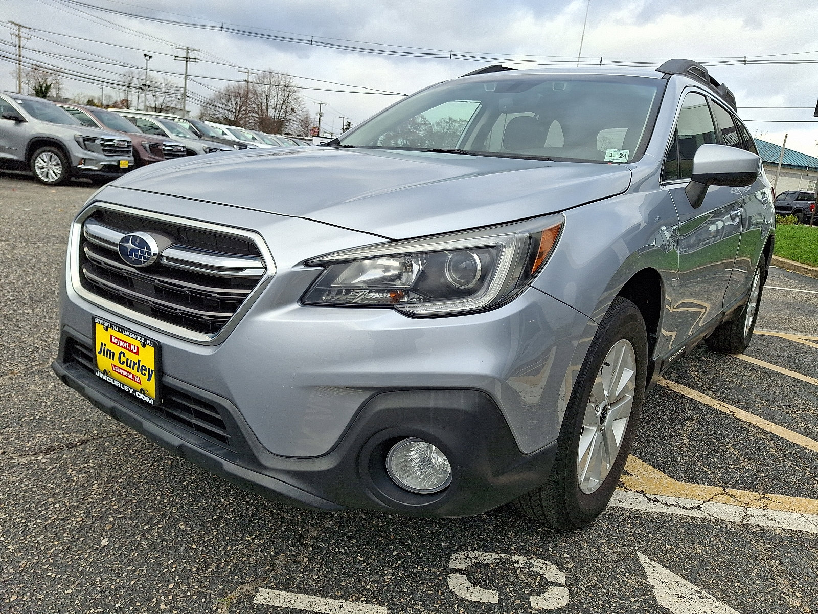2019 Subaru Outback Premium photo 3