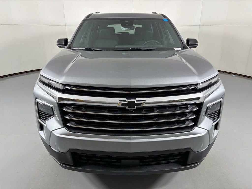 2026 Chevrolet Traverse photo 3