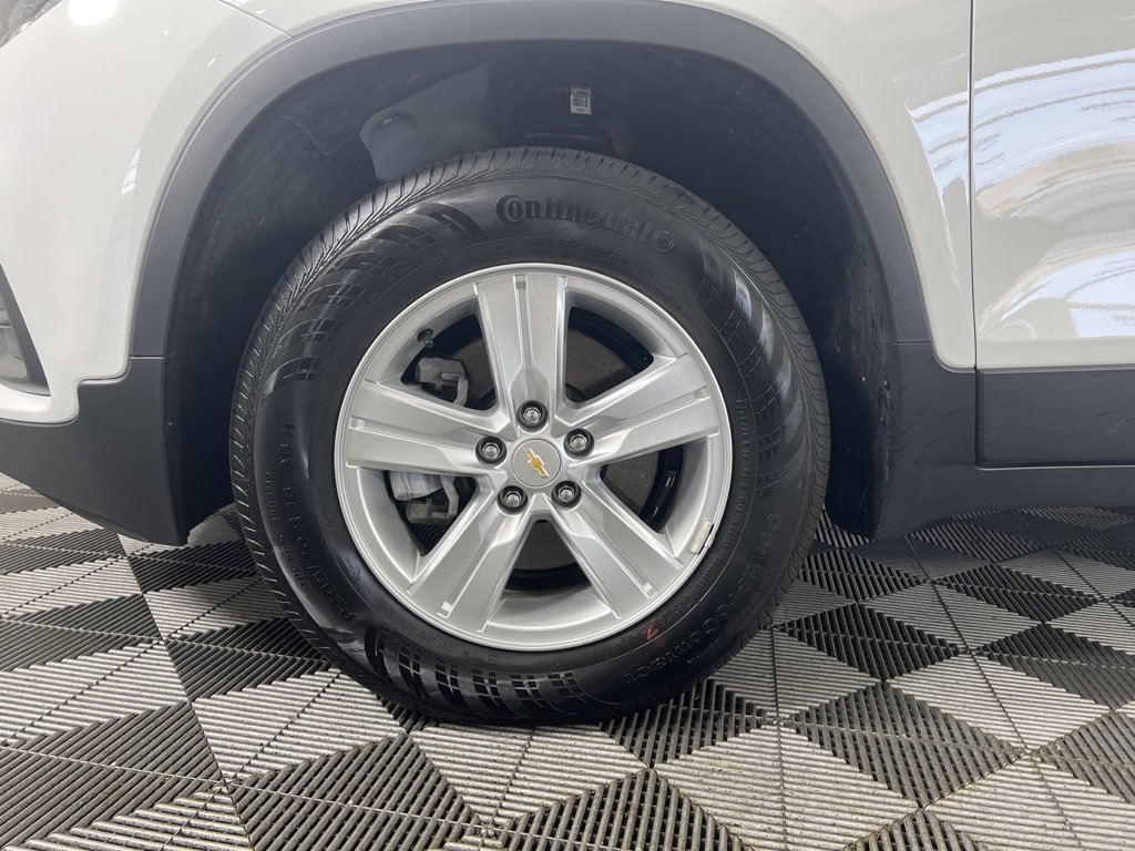 2022 Chevrolet Trax LT photo 25