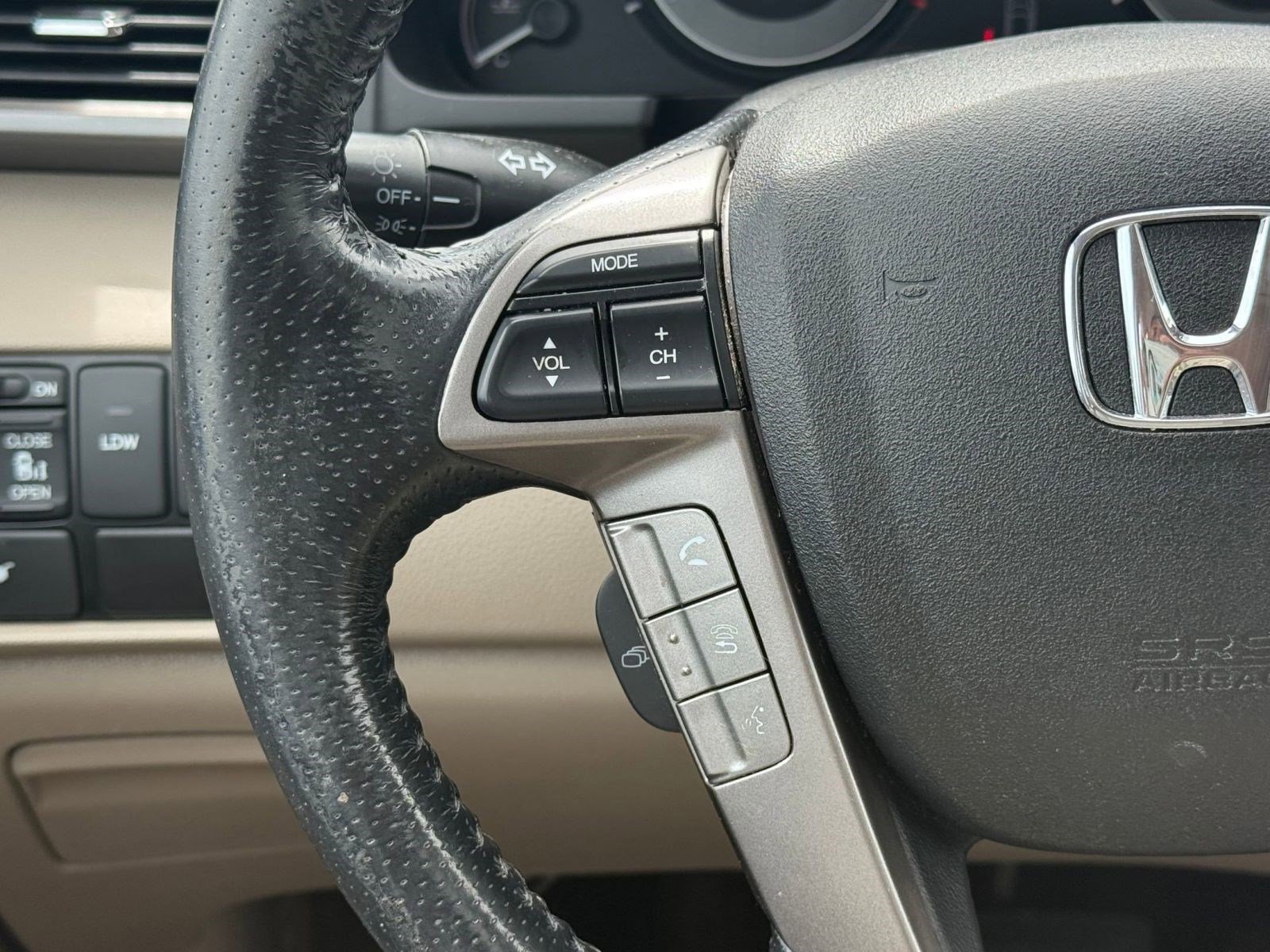 2016 Honda Odyssey EX-L photo 14
