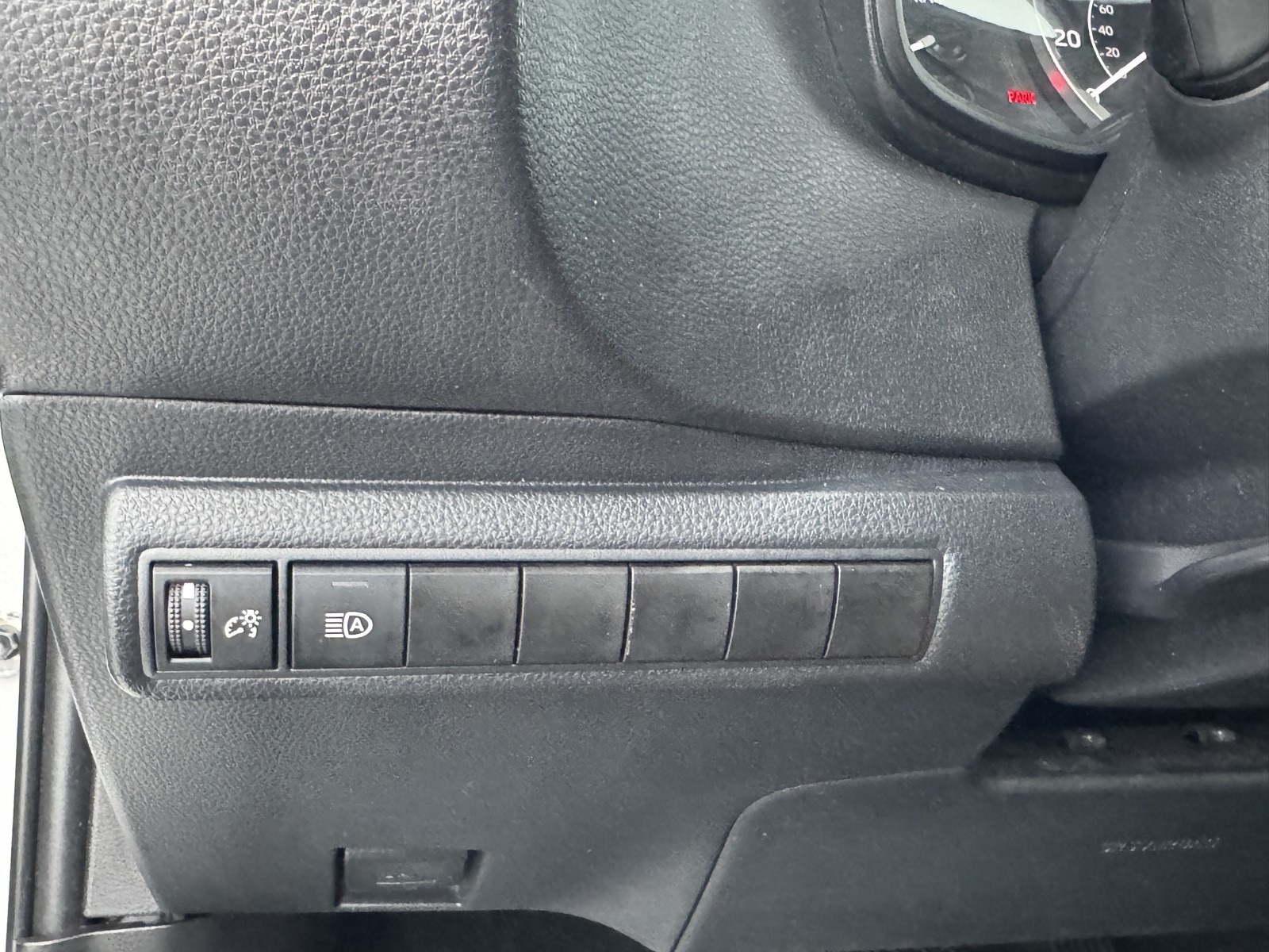 2022 Toyota Corolla LE photo 38