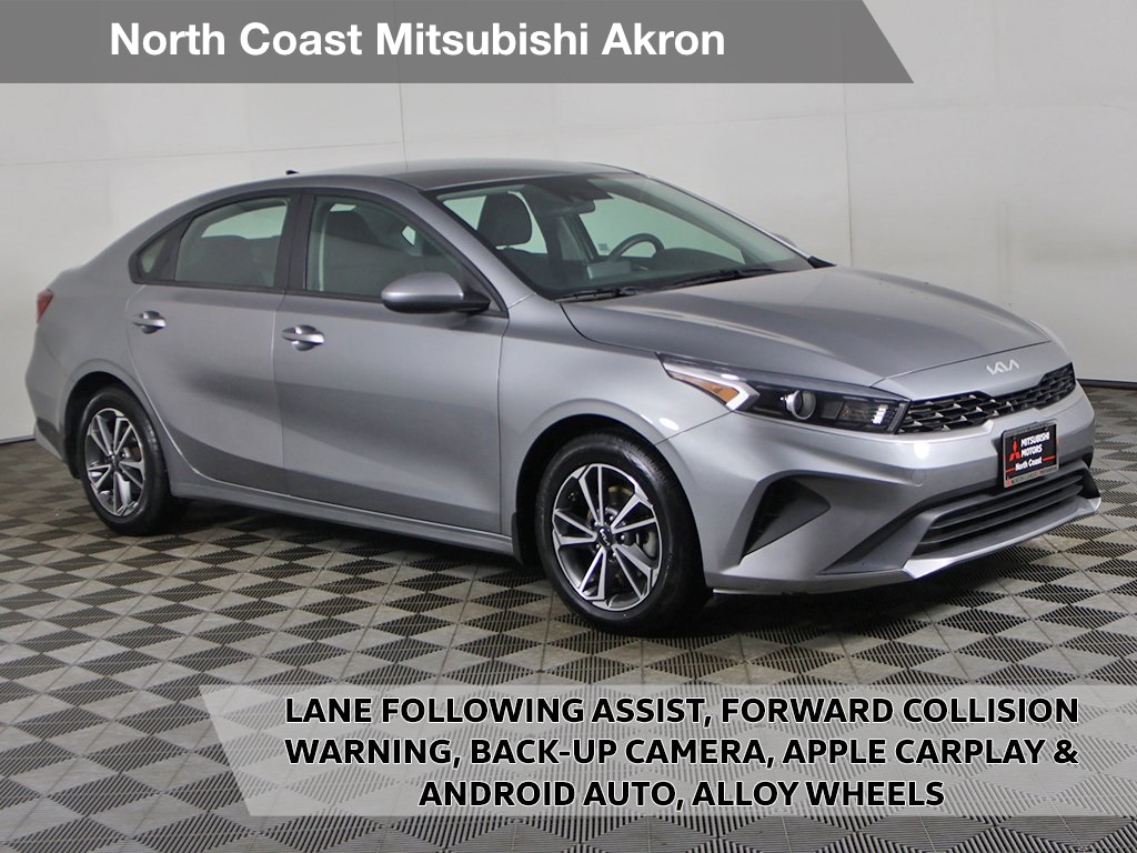 2022 Kia FORTE LXS's photo