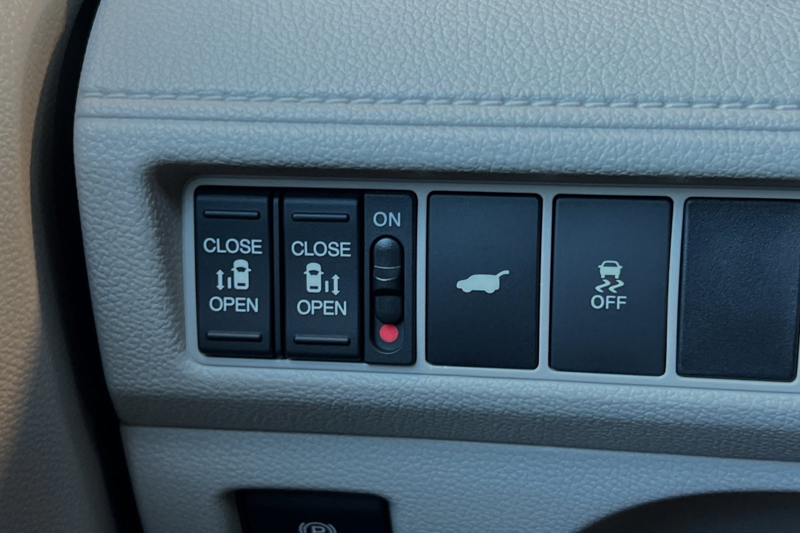 2025 Honda Odyssey EX-L photo 27