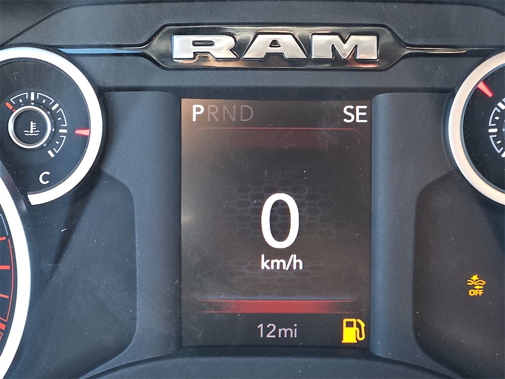 2026 Ram 2500 Tradesman photo 18