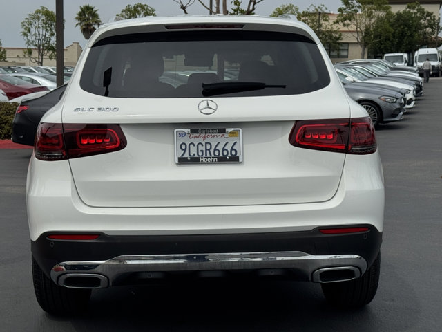 2022 Mercedes Benz GLC 300 photo 12
