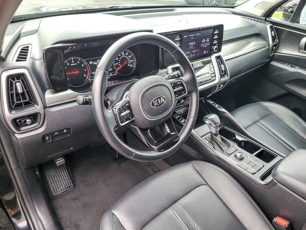 2021 KIA SORENTO - Image 8
