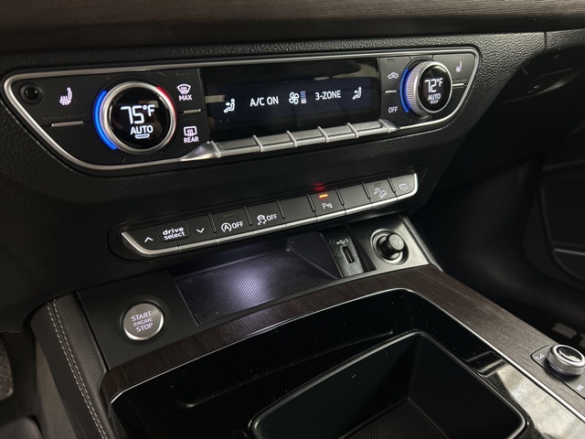 2022 Audi Q5 45 S line Premium photo 10