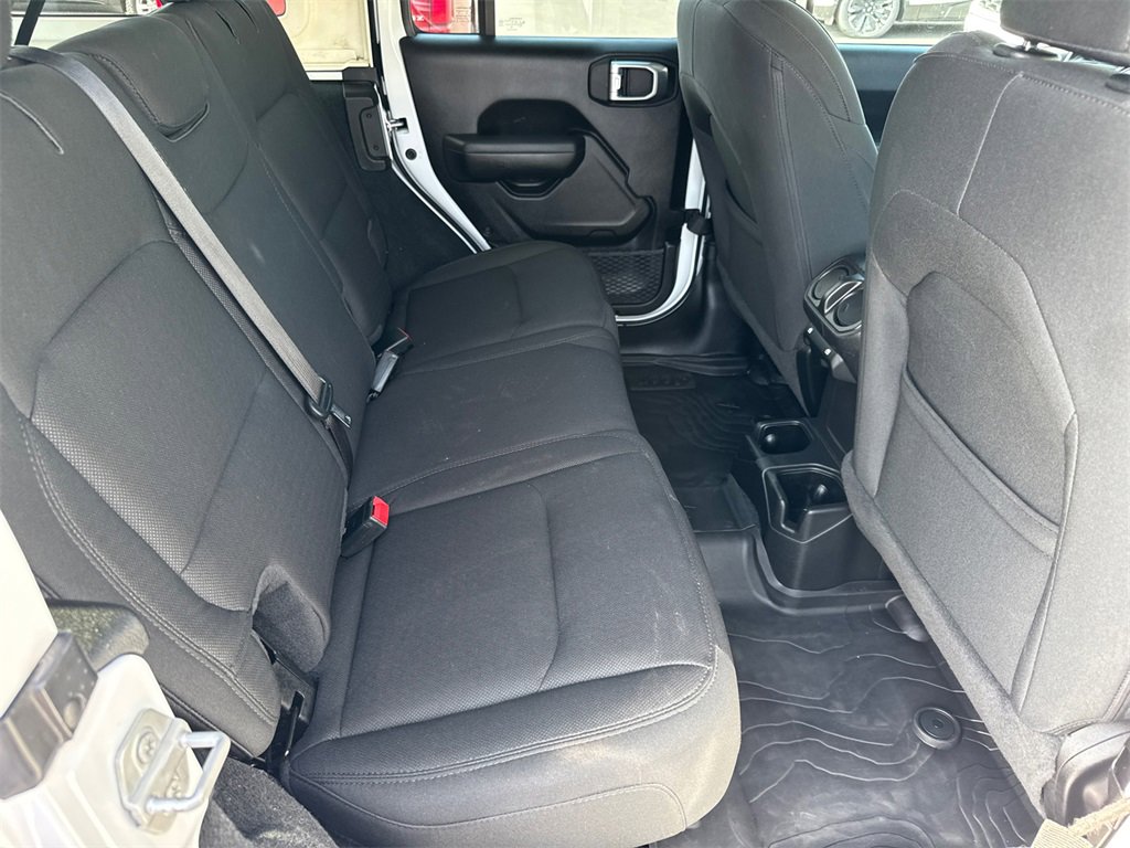 2022 Jeep Wrangler Unlimited High Tide photo 18