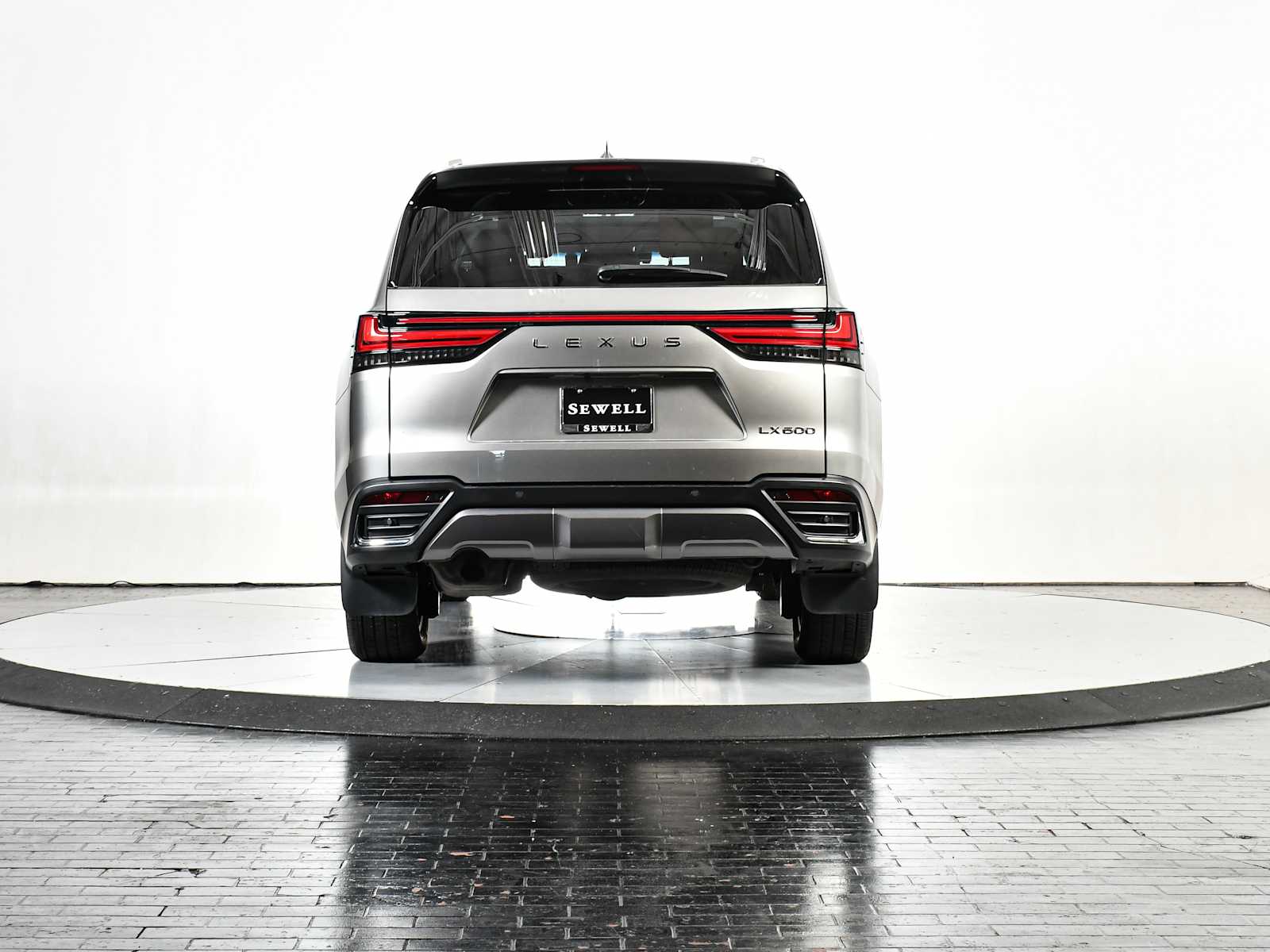2023 Lexus LX 600 Premium photo 3