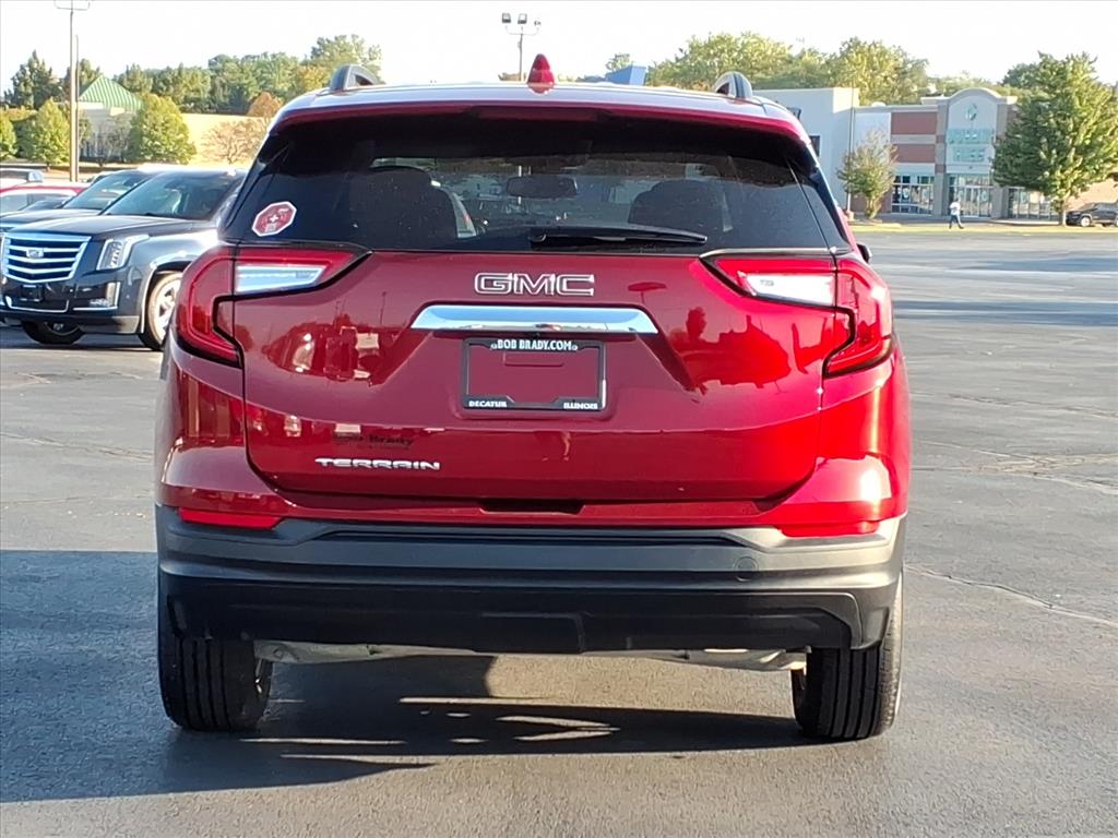 2024 Gmc Terrain SLE photo 3