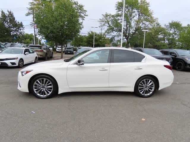 2022 Infiniti Q50 LUXE photo 3
