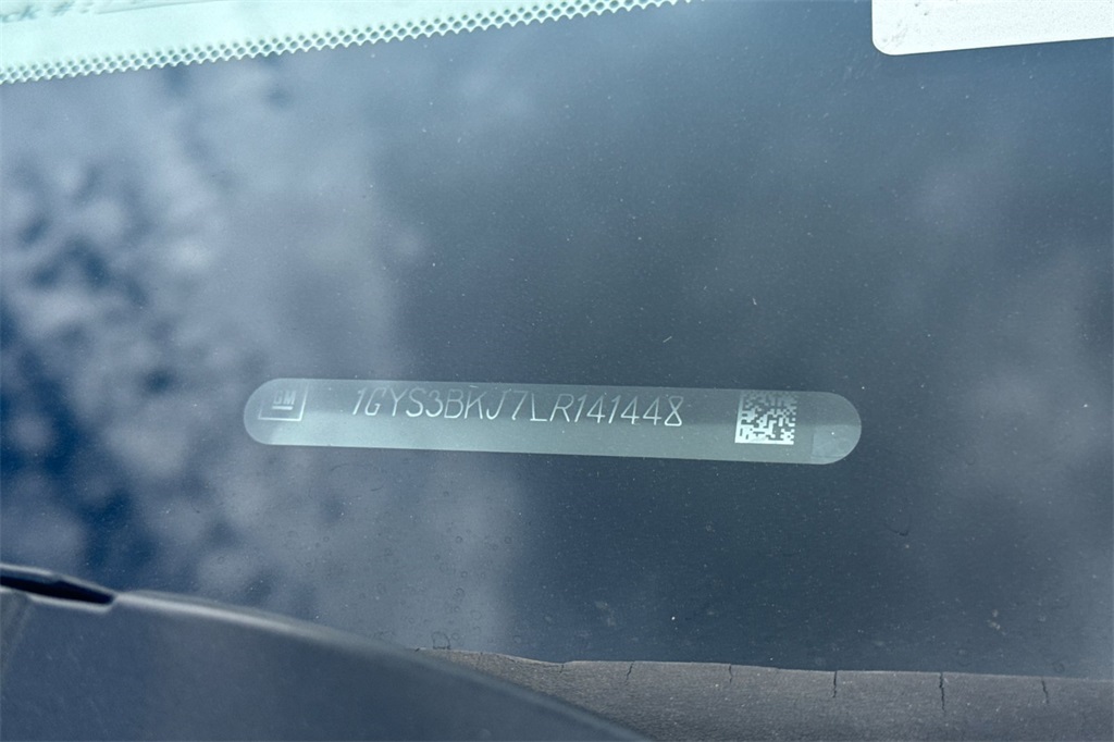 2020 Cadillac Escalade Luxury photo 3