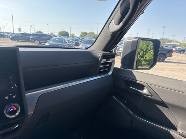 2024 Lexus GX 550 Luxury photo 20