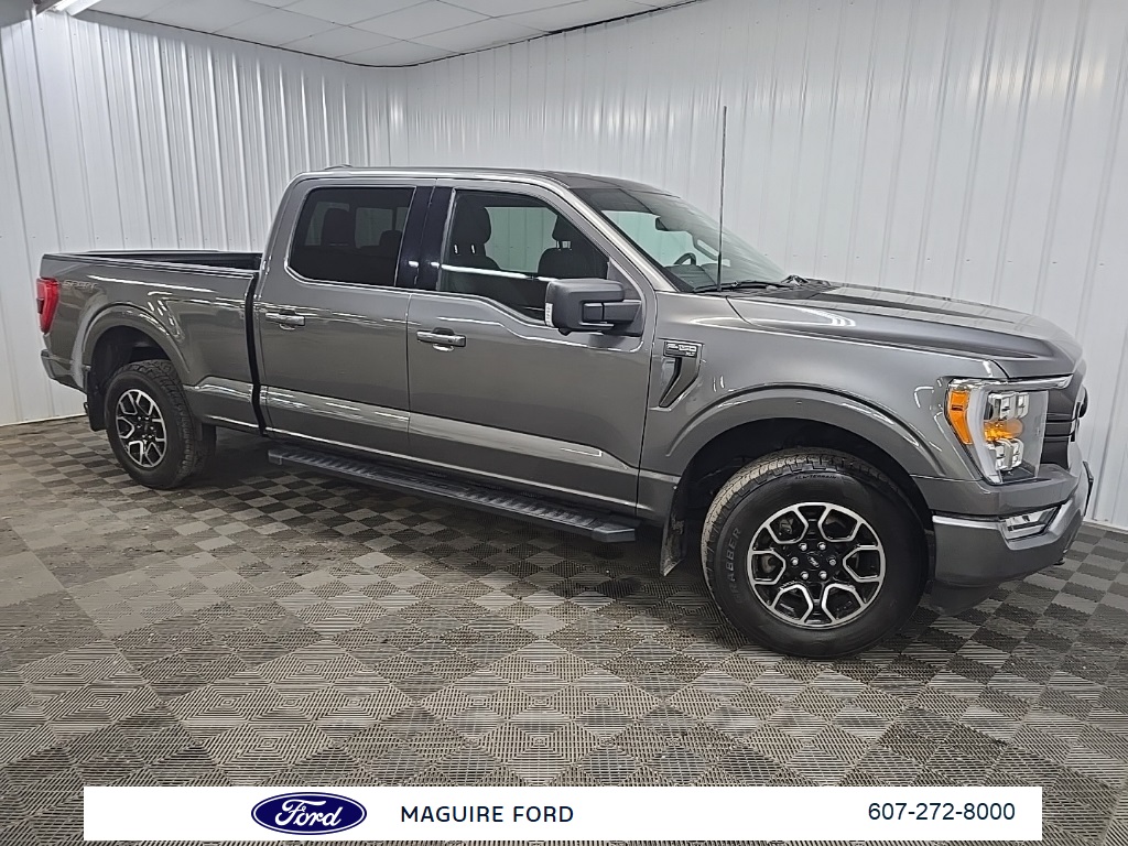 2022 Ford F-150 XLT's photo