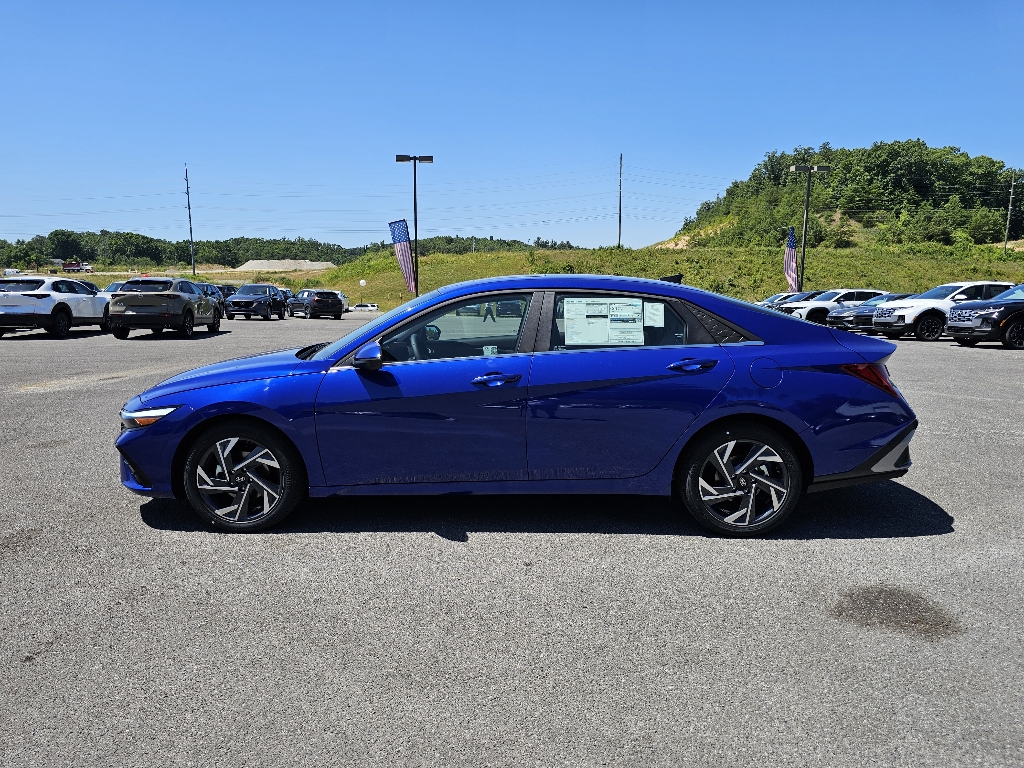 New 2024 Hyundai ELANTRA SEL SEL 4dr Sedan in Cleveland