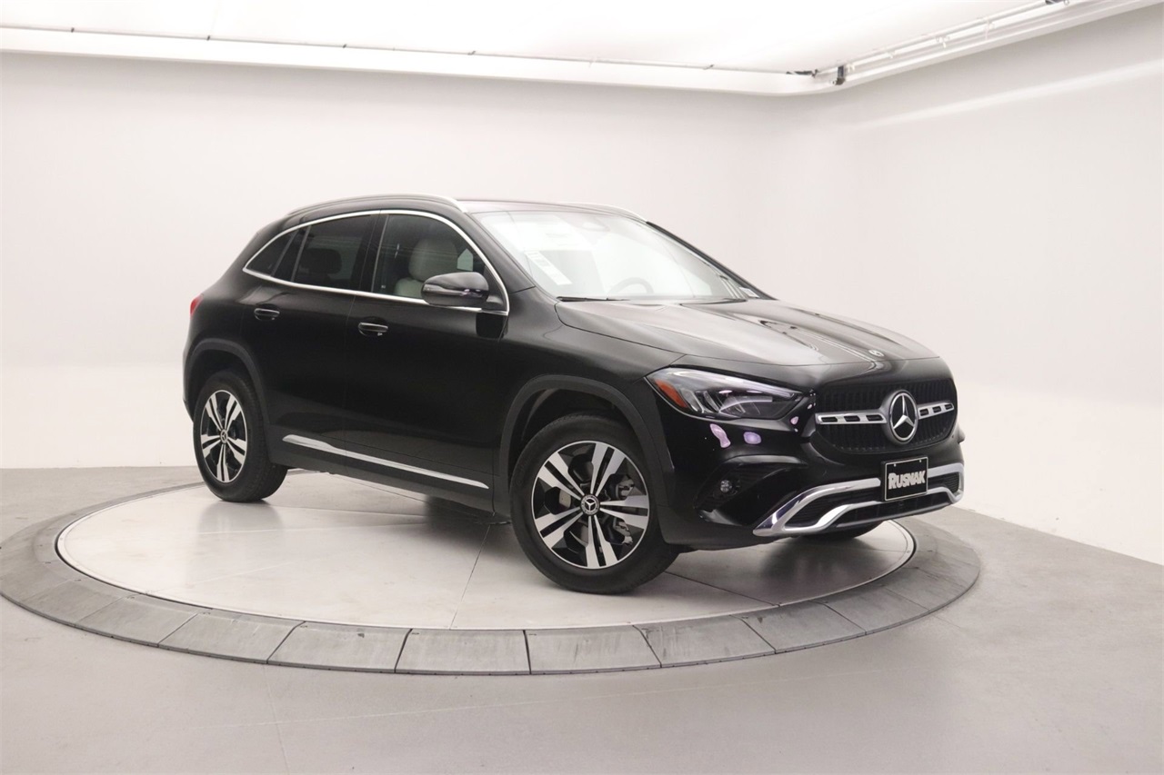 2026 Mercedes-Benz GLA GLA 250's photo
